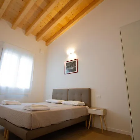 Altichiero 105 * Padua